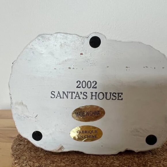 Vintage 2002 Santa's House Holiday Decorative Christmas House Clock - Picture 5 of 5